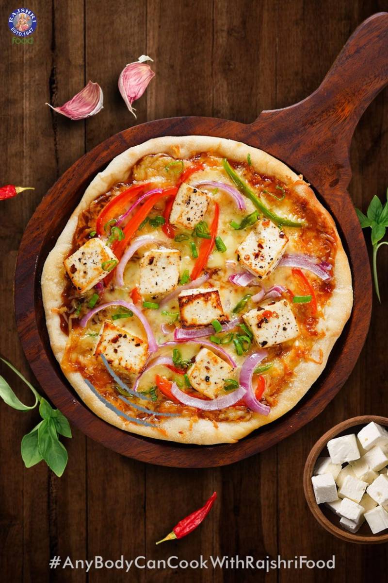 Ultimate Spicy Paneer Pizza