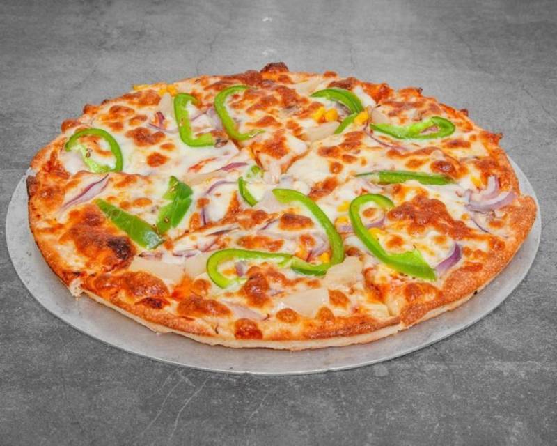 Ultimate Onion Capsicum Pizza