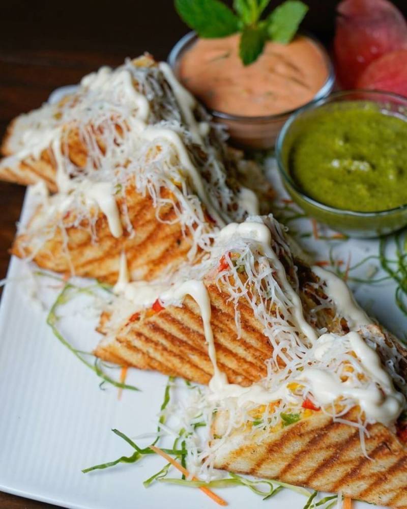 CHEESE & CORN SANDWICH