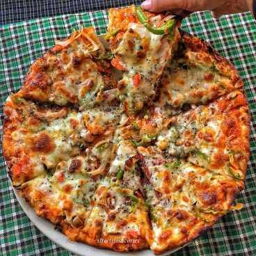 ONION CAPSICUM+ CHEESE MUSHROOM